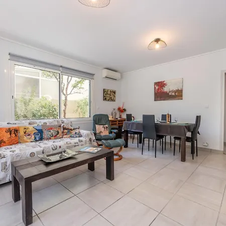 アパート Les Girelles By Interhome