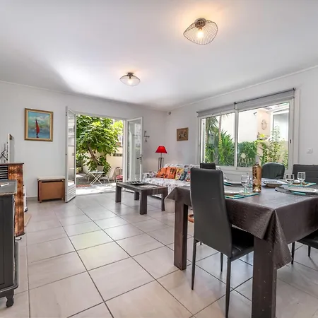 Apartment Les Girelles By Interhome