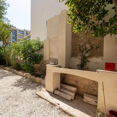 Apartment Les Girelles By Interhome