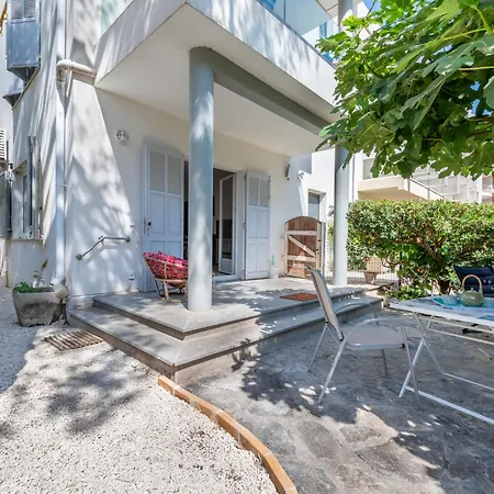 Les Girelles By Interhome Lejlighed Cannes